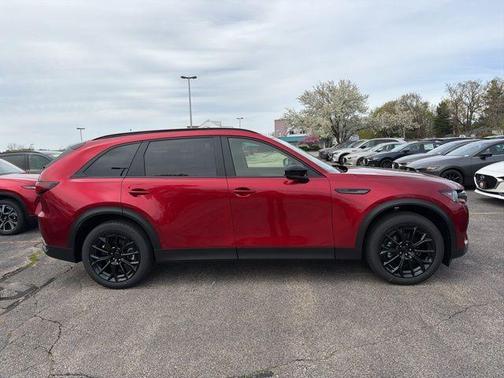 Soul Red Crystal Metallic 2026 Mazda CX-70 3.3 TURBO PREFERRED