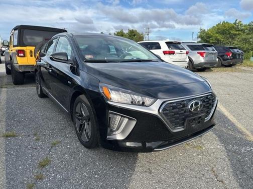 2020 Hyundai IONIQ Hybrid SEL