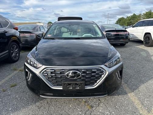 2020 Hyundai IONIQ Hybrid SEL