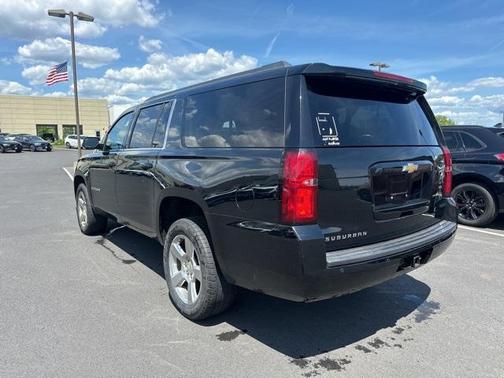 2016 Chevrolet Suburban LT