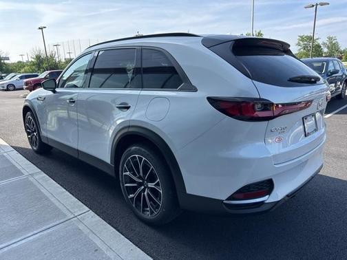 2025 Mazda CX-70 PHEV Premium Package