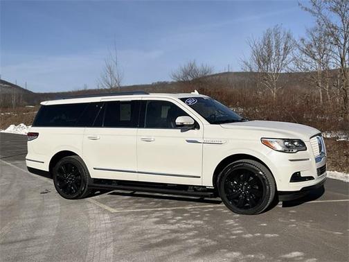 2024 Lincoln Navigator L Reserve
