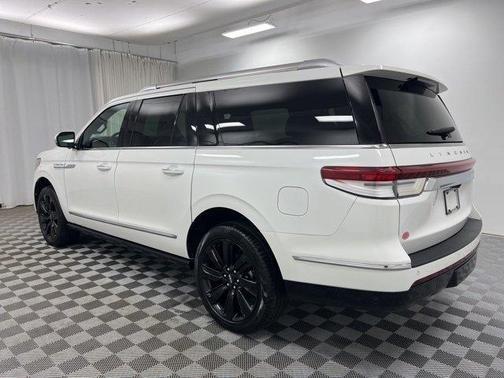 2024 Lincoln Navigator L Reserve