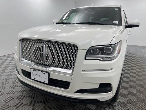 2024 Lincoln Navigator L Reserve