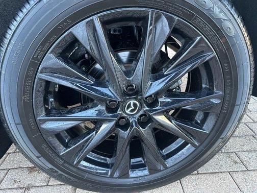 2024 Mazda CX-5 Carbon Edition