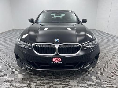 2025 BMW 330 i xDrive