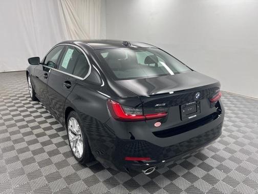 2025 BMW 330 i xDrive