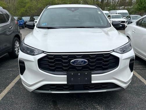 Star White 2023 Ford Escape ST-Line