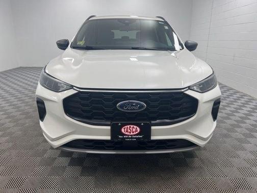 Star White 2023 Ford Escape ST-Line