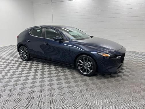 2022 Mazda Mazda3 FWD w/Preferred Package