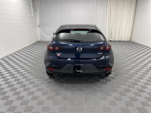 2022 Mazda Mazda3 FWD w/Preferred Package
