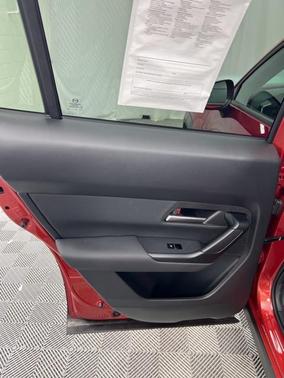 2024 Mazda CX-50 2.5 S Preferred Package
