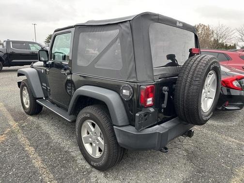 2017 Jeep Wrangler Sport