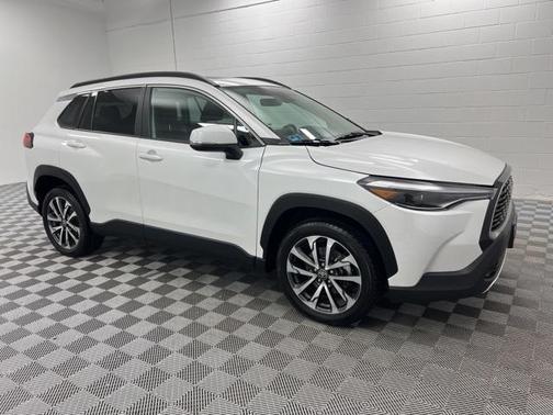 2022 Toyota Corolla Cross XLE