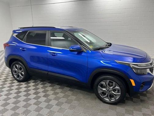 Neptune Blue 2024 Kia Seltos S