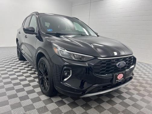 2023 Ford Escape ST-Line Elite