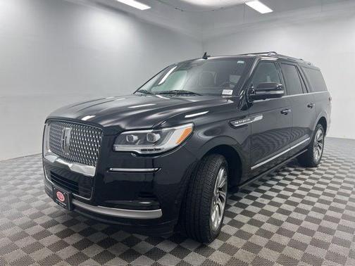 2023 Lincoln Navigator L Reserve