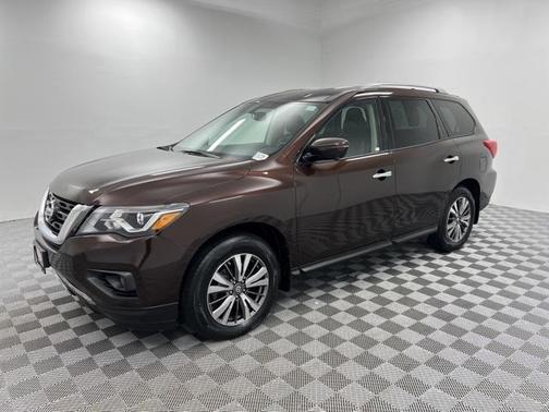 2019 Nissan Pathfinder SL
