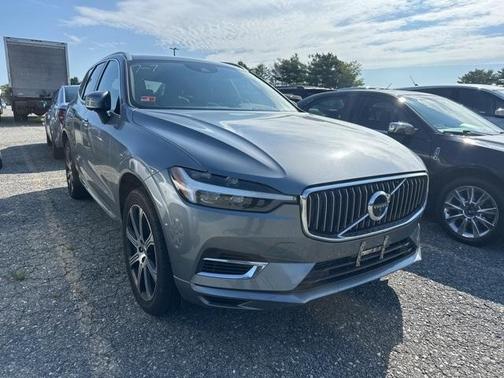 2021 Volvo XC60 Recharge Plug-In Hybrid T8 Inscription
