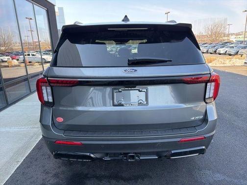Gray Metallic 2026 Ford Explorer ST-Line