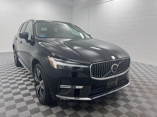 2023 Volvo XC60 B5 Plus Bright Theme