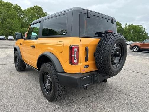 2022 Ford Bronco Base