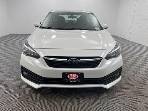 Crystal White Pearl 2022 Subaru Impreza Premium