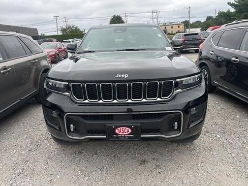 2022 Jeep Grand Cherokee Overland