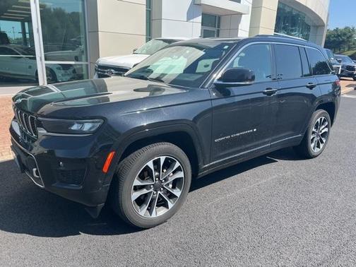 2022 Jeep Grand Cherokee Overland