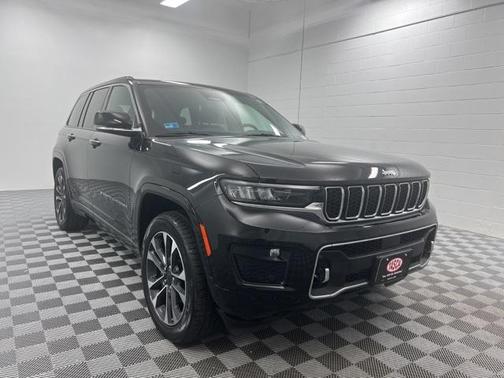 2022 Jeep Grand Cherokee Overland
