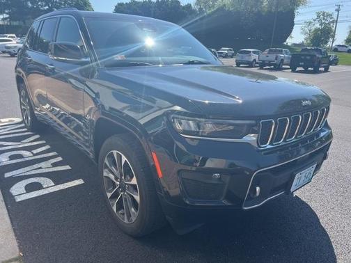 2022 Jeep Grand Cherokee Overland