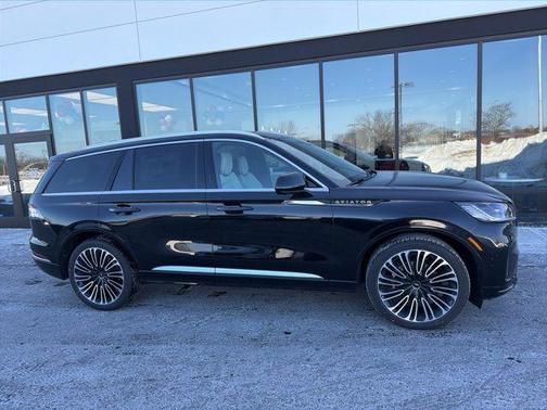 Infinite Black Metallic 2026 Lincoln Aviator Black Label AWD