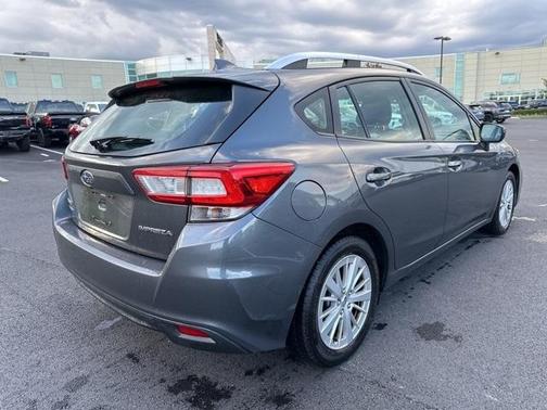 2018 Subaru Impreza 2.0i Premium