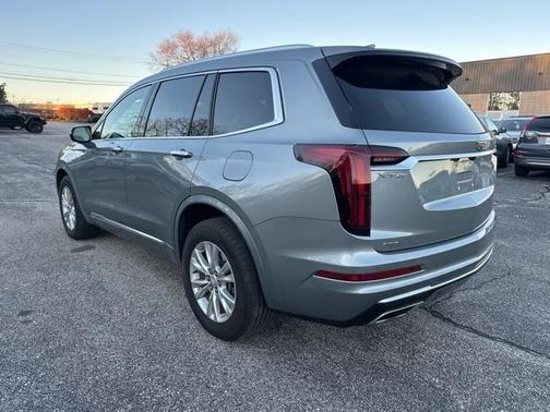2023 Cadillac XT6 Luxury AWD