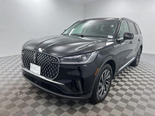 Infinite Black Metallic 2025 Lincoln Aviator Premiere