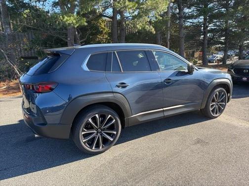 2026 Mazda CX-50 Premium