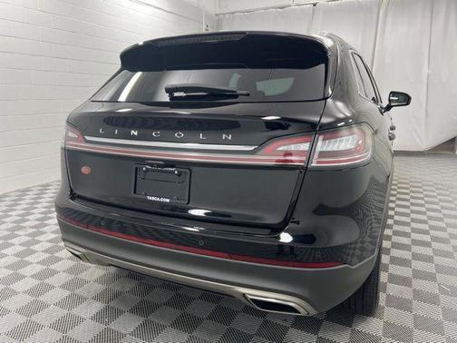 Infinite Black Metallic 2023 Lincoln Nautilus Reserve