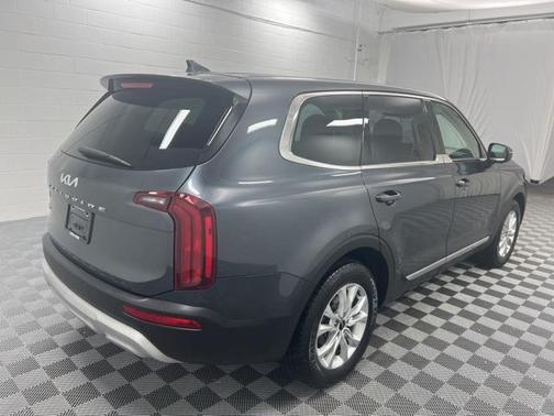 2022 Kia Telluride LX