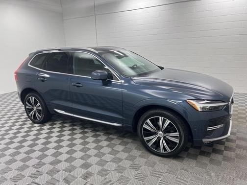 2023 Volvo XC60 B5 Plus Bright Theme