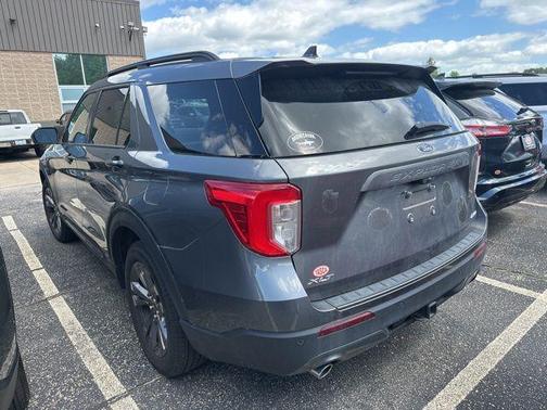 Carbonized Gray Metallic 2023 Ford Explorer XLT