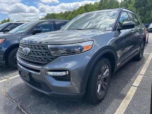 Carbonized Gray Metallic 2023 Ford Explorer XLT