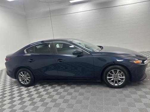 2022 Mazda Mazda3 2.5S FWD