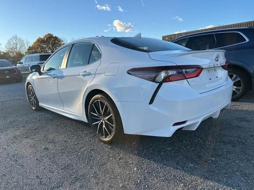 2024 Toyota Camry 