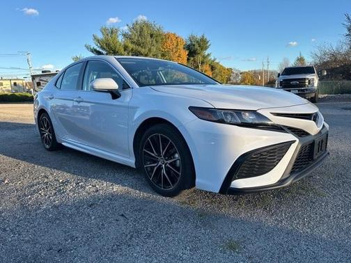 2024 Toyota Camry 