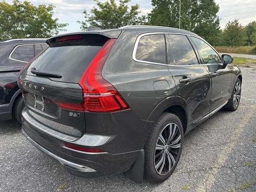 2022 Volvo XC60 B6 Inscription