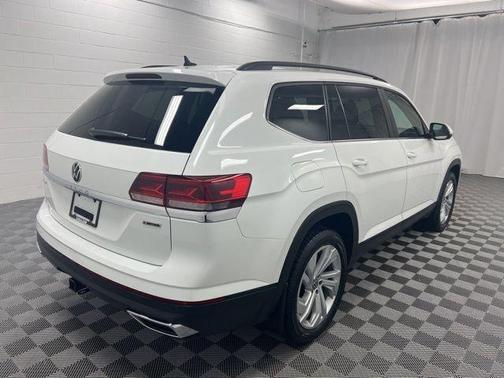 2022 Volkswagen Atlas 3.6L SE w/Technology