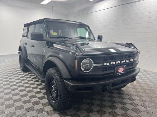 Shadow Black 2021 Ford Bronco Black Diamond