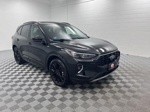 2023 Ford Escape ST-Line Elite
