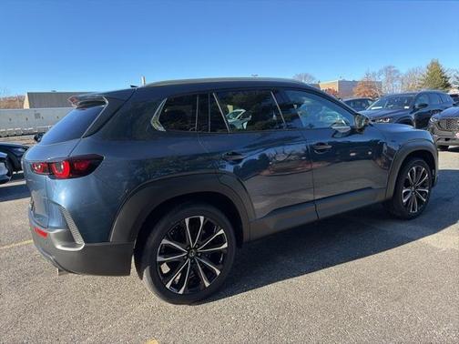 2026 Mazda CX-50 Premium