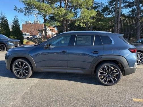 2026 Mazda CX-50 Premium